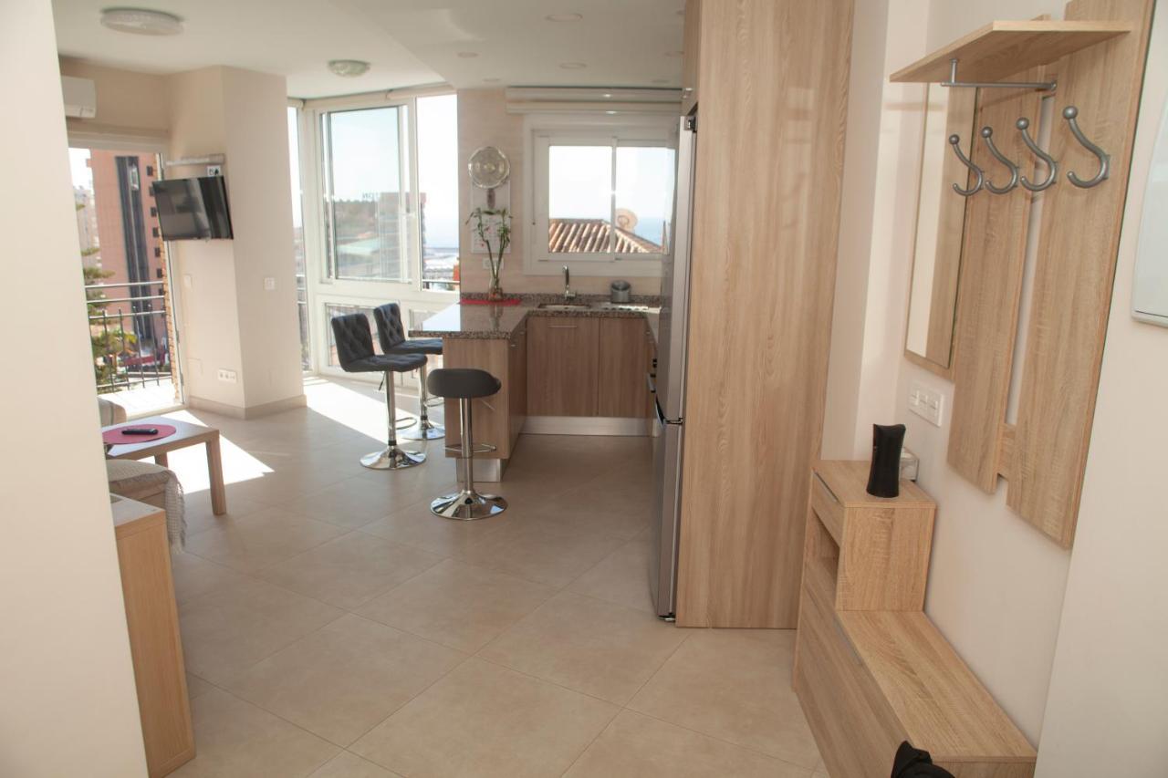 Апартаменты Apartamento Junto Al Mar En Puerto Marina Бенальмадена Экстерьер фото