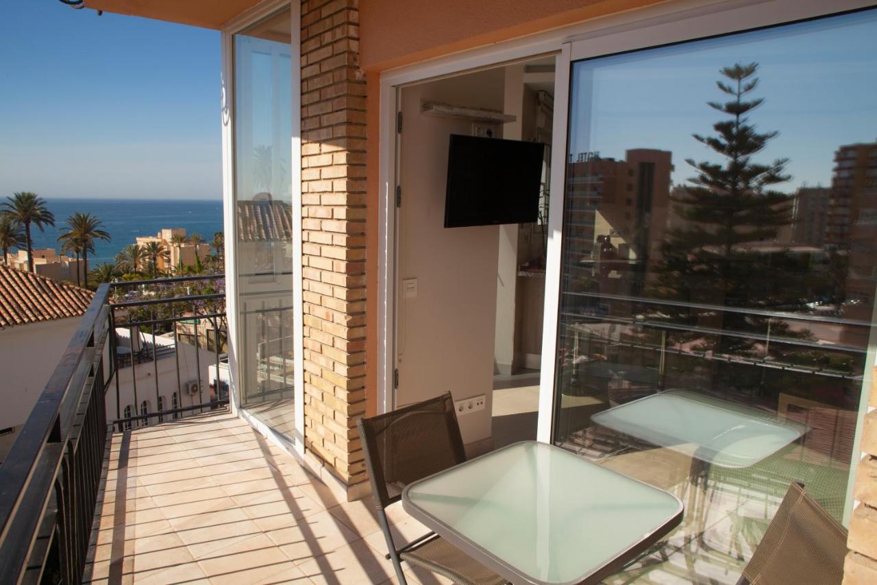 Апартаменты Apartamento Junto Al Mar En Puerto Marina Бенальмадена Экстерьер фото